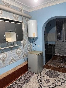 Jizzax shahrining markazidagi uy sotiladi. Ц2 Barcha jixozlari bilan!