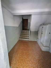 СРОЧНО ГОРИТ ! Продажа 2/2/4 Чиланзар 20 квартал 11 й дом