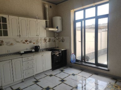 Тошкент вилояти Бўзсув посёлкасида 4 хонали коттеж ижарага берилади