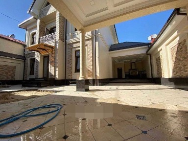 Сдается ЕВРОДОМ можно под офис или под садик 827*