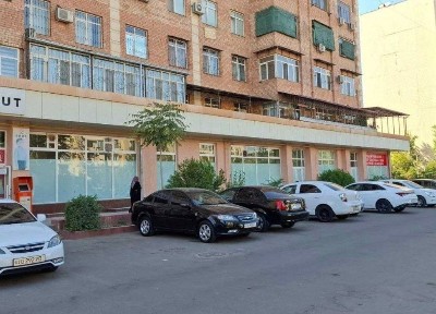 Срочно аренда не жилой помещения на Юнусабад 1 этаж