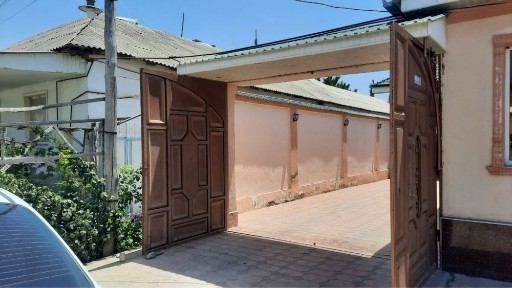 Oqqorgʻonda Uy sotiladi