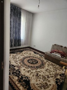 Срочно продается 3/5/5 в Яшнабадском районе на УзБум в Обод макон