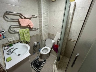 Продам 2в3 комнатную, балкон 2*6 Чиланзар 5