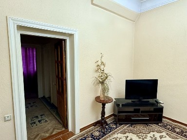 Сдаётся ПОСУТОЧНО квартира тёплая уютная квартира