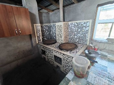 Sotiladi Choyxona va hovli Qoravoy MFY, Bostonliq tumanida.