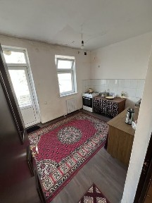 Jomboy uy uzun ovul 2 sotx kotej 3 xona sotiladi