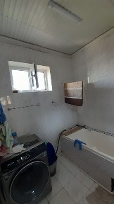 Продаёться (Сотилади)