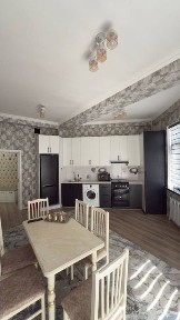 Ташкент, Шайхантахурский район, Беруний Метро 8