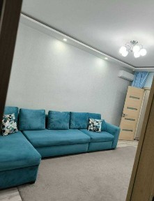 Квартира продаётся Чиланзар 14 квартал 2в3/3/4 улучшенная 60м2 школа