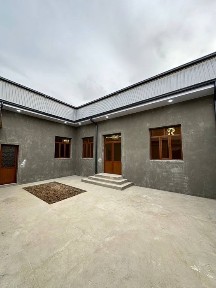 Назарбек харакат дом 2.2 сот 5 комн