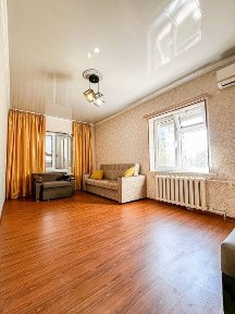 Максим Горький 1/4/4. 2х6