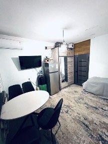 Продается 1 комнатная квартира. Мирзо Улугбекский район. Ахмад Югнакий