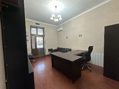 Офис в Ракат махалля