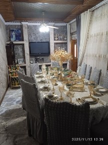 Продаётся Рисивый дом 10 ком 5.50.соток.