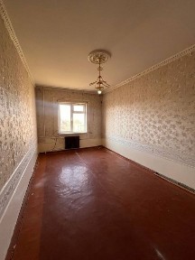 3 xonali kvartira sotiladi