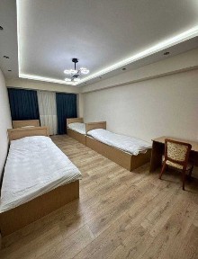 Продаётся 3х комнатная кв-ра в Ц4, 3/4/9 Алайский рынок, сзади Ардуса