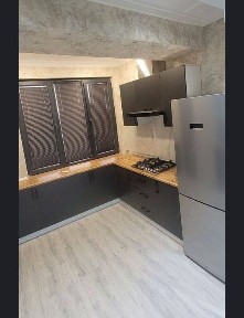 Kadeshva bozori yaqinida 1 xona kvartira oilaga