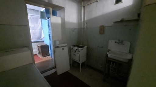 Сдается 1 км. квартира на втором этаже, рисовый базар.