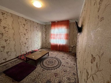 Сдается 1 комнатная квартира Есть ТВ и холодильник в горде Алмалыке