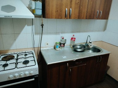 3 honalik dom sotiladi