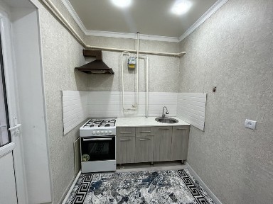 квартира - аренда 3 комнатная (22-мкр)