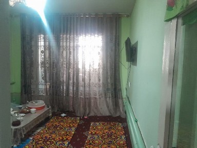 Космаботда 5 этажли курписда 4 чи этажинда 2 хонали квартира сотилоди