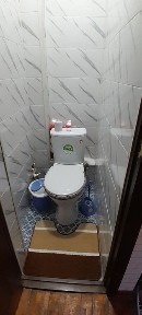 Срочно сдаётся 3х ком квартира в чирчике 3 мкн 4 этаж в доль дороги