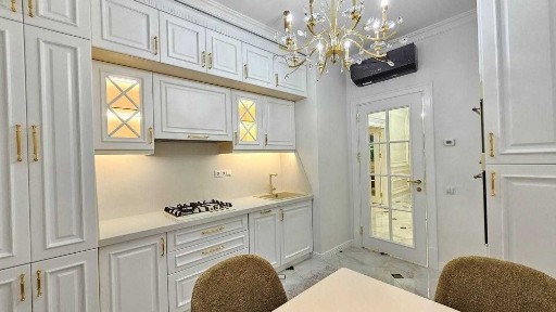 ШИКАРНАЯ! 2шка Шайхантахурский район/Ближе Ташкент Сити/Ул. Навои ID08