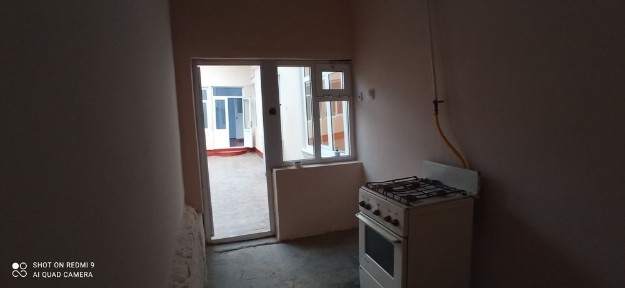 Уй сотилади 35000$