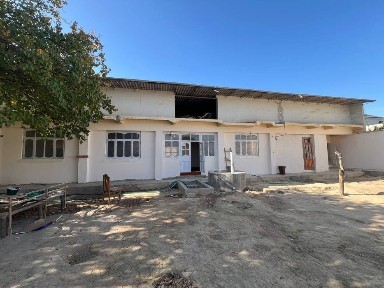 Hovli ijaraga beriladi. Hamma sharoiti bor.