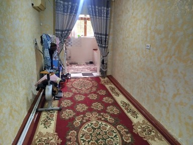 Жондор туман марказида 3 хонали квартира сотилади