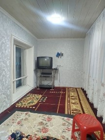 Жондор сентрда квартира 3 хонали