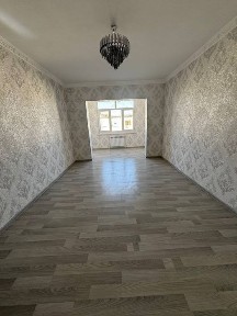 Юбилейныйда 73.кв 3х срочна сотилади