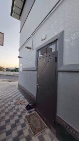 Продаётся 1 комнатная квартира. 40 м². Евроремонт, 2х этажная.