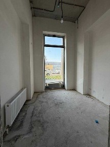 Нежилое помещени 1 линия в Новостройке