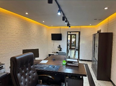 Офис 62м2 с мебелью!