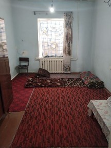 Ijaraga hovli beriladi.