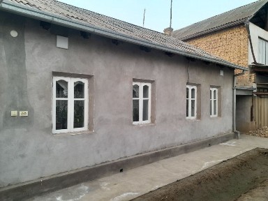 Уй сотилади 8 сотих