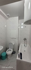 Фаргона регистон тантана якинида