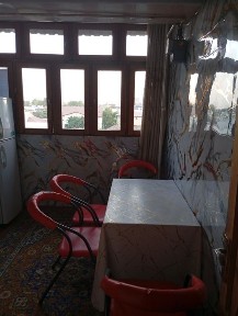 Kunlik kvartira bor obshiyda kunlik 50 000so'm kunlik xona 150 000so'm