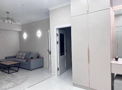 Продаётся 3-комнатная квартира с мебелью и техникой в Жк Silk Road