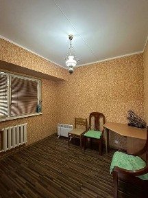 Сдам в центре 3-комн Алайский базар.