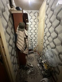 Срочно Продаю 1х-комнат На Авиасозлар-3 балкон 1.5*3