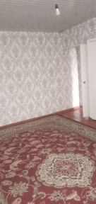 Продам спутник8 1ком 2этаж 2этажки в деревянном доме среднее состояние
