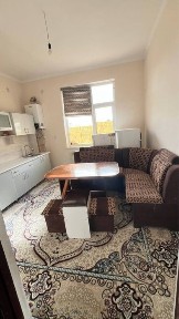 3 xonali dom sotiladi