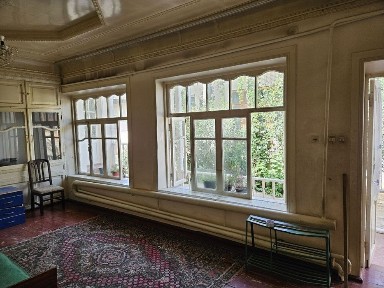 Ижарага ховли 1 хонали уй бекаси бор