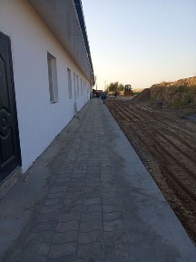 Охангаронда 1.5 гектар Ер майдони Бино иншоотлари билан сотилади!