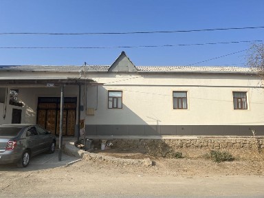 Жер жай 7 комната 8 сотых жер алдында озеленение жеры бар.