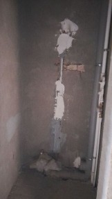 2xona karobka uy sotiladi